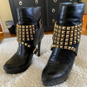 Michael Kors black / gold stud ankle boots.